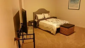 One Bedroom Condo Executive Centre - Image 5