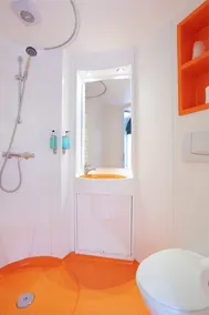 easyHotel London Luton - Image 5