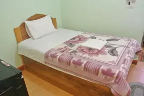 Ber 5 Guesthouse - Image 2