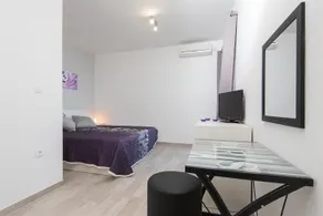 Apartment Dalmatino Drace - Image 4