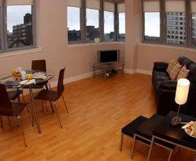 Glasgow City Apartments - Image 3