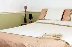 Anchor Hotel - Image 2
