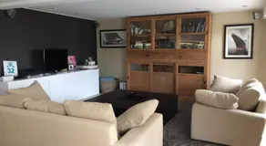 Grand appartement avec terrasse - Image 3