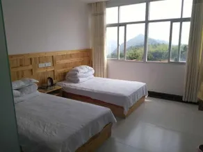 Dabie Mountain Longjinxia Homestay - Image 3