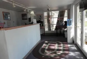 Golden Antler Motel - Image 2