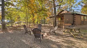 Cozy Cabin with Hot Tub 4 Mi to Broken Bow Lake - Image 3