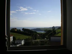 Apartamentos Bañugues - Image 2
