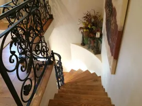 Selby Ave Guest House - Image 3