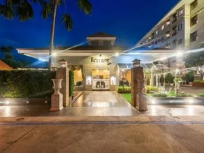 Patra Hotel - Image 5
