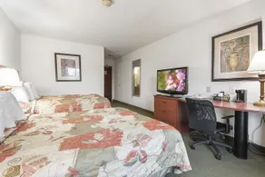 Oyster Point Inn & Suites - Image 4