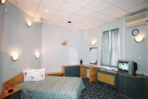 Hotel Amethyst - Image 5