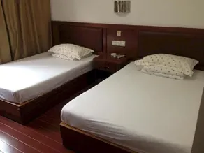 Fenghua Huangfu Hostel - Image 3