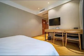 Starway Hotel Nanjing Mochou Lake - Image 5