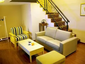 Chopsticks Express Hotel - Image 3