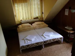 Hotel Fured - Image 2