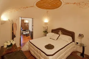 Quisigusta Miraval Suites B&B - Image 3