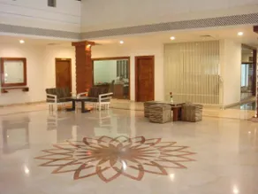 Hotel Shreshtha - Image 2