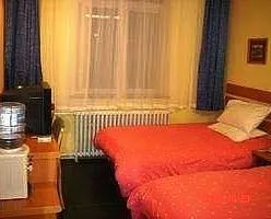 Home Inn Tianjin Weijin Road Tianta - Image 3