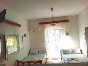 Skotina Rooms - Image 5