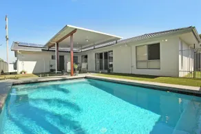 Palm 95 - Modern Four Bedroom Home with Pool - Image 1