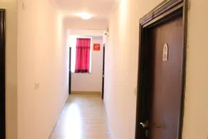 OYO Rooms Hawa Sadak Bais Godam - Image 4
