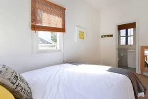 The Coach House - East Melbourne/Richmond - Image 3