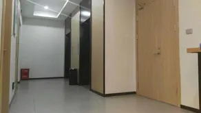 Shanghai Yi Ti Hotel - Image 3