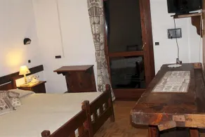 Hotel Notre Maison - Image 4