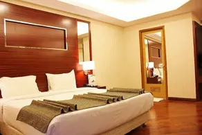 Palette - Hotel chennai le palace - Image 2