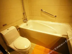 Fenjiu Building Hotel - Image 5