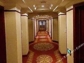 Shenyang International Hotel - Image 2