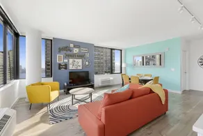 Home Away Apartments at Warren - Image 1