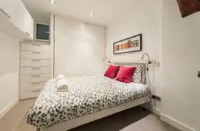 Loft Near To Opera And Puerta Del Sol In Madrid Center - Image 4