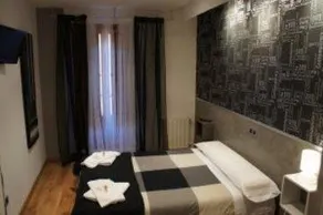 Hostal Mister Ramiro Madrid - Image 3