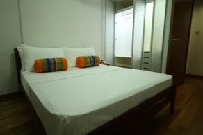 Monarch Apartments - Image 3