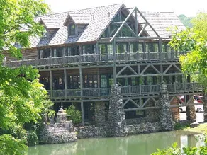 Big Cedar Lodge - Image 4