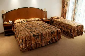 Hotel South Beach - Image 4