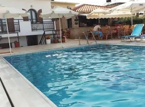 Arkadi Apartments - Image 5