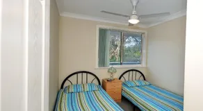 Four Bedroom Quality Townhouse - Image 2