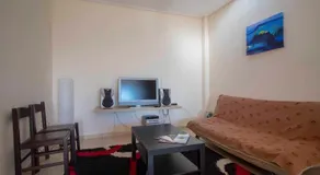 Laconian Collection Thermopylon Road Comfy Apartment - Image 3