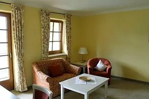 Landhaus Schloss Stainach - Image 2