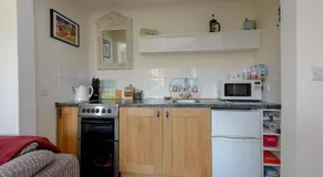 Beach Cottage - Image 4