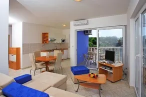 Aparthotel Marina Beach - Image 4
