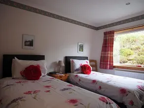 Skye Haven - Image 4