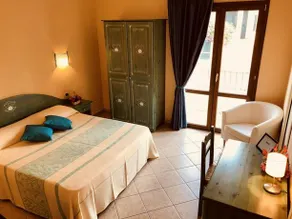 La Perla Hotel - Image 4
