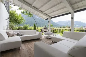 Forest Chalet, all famous ski areas around us, 15 min to city of salzburg, mountainview, panorama sauna, bath whirlpool, fire pit in garden up to 10 p - Image 4