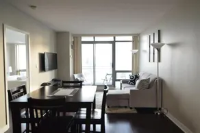 Toronto Escape - The Amethyst Suite - Image 5