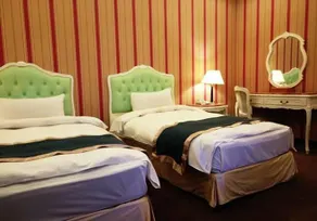 Ever Spring Hotel - Image 3
