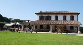 La Taverna - Image 2