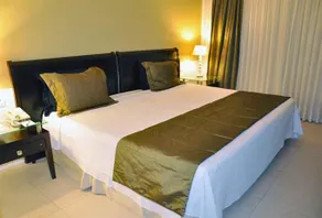 Ocean Palace Beach Resort & Bungalows - Image 4